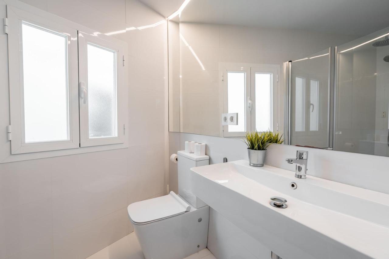 Qh Eme Suites Granada Luaran gambar